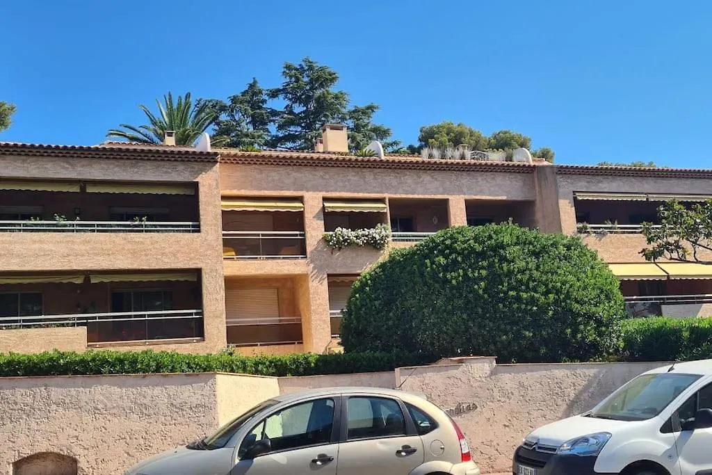 Toulon Cap Brun Jacuzzi Prive Ete Comme Hiver A 300 M De La Plage Apartamento